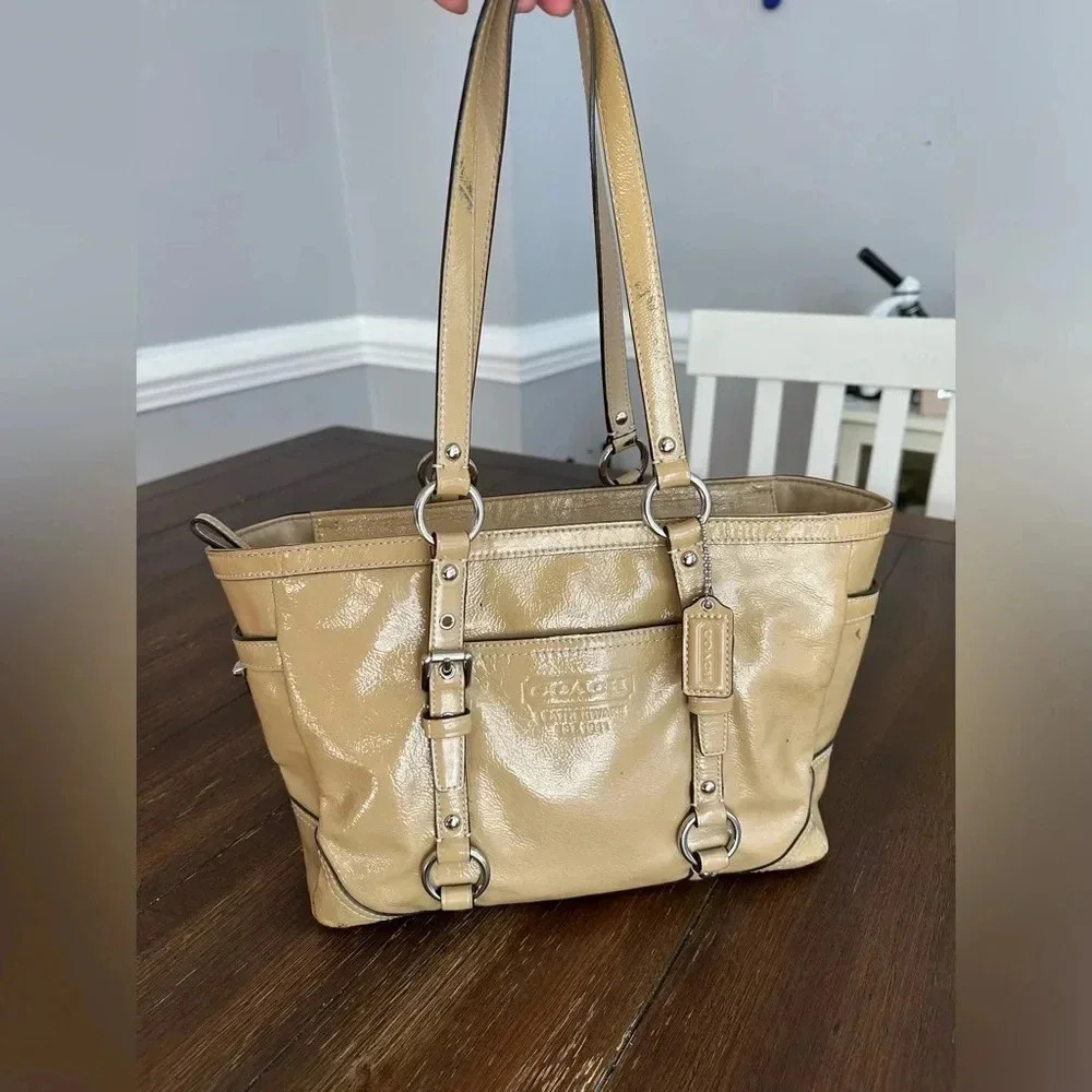 Coach East West tote bag